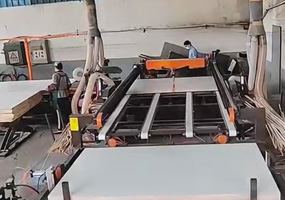 伺服系統36-48尺自動(dòng)鋸邊機